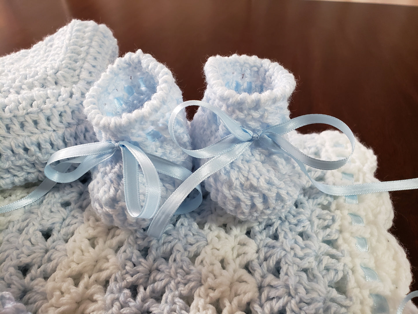 Light Blue & White Baby Blanket Set